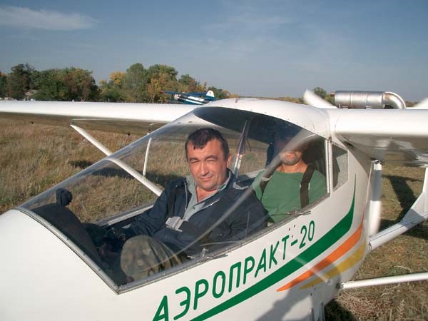 А-20. В кабине - Величко, Величко.